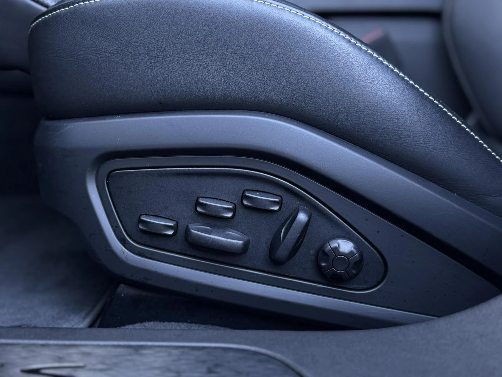 Hoofdafbeelding Porsche Taycan