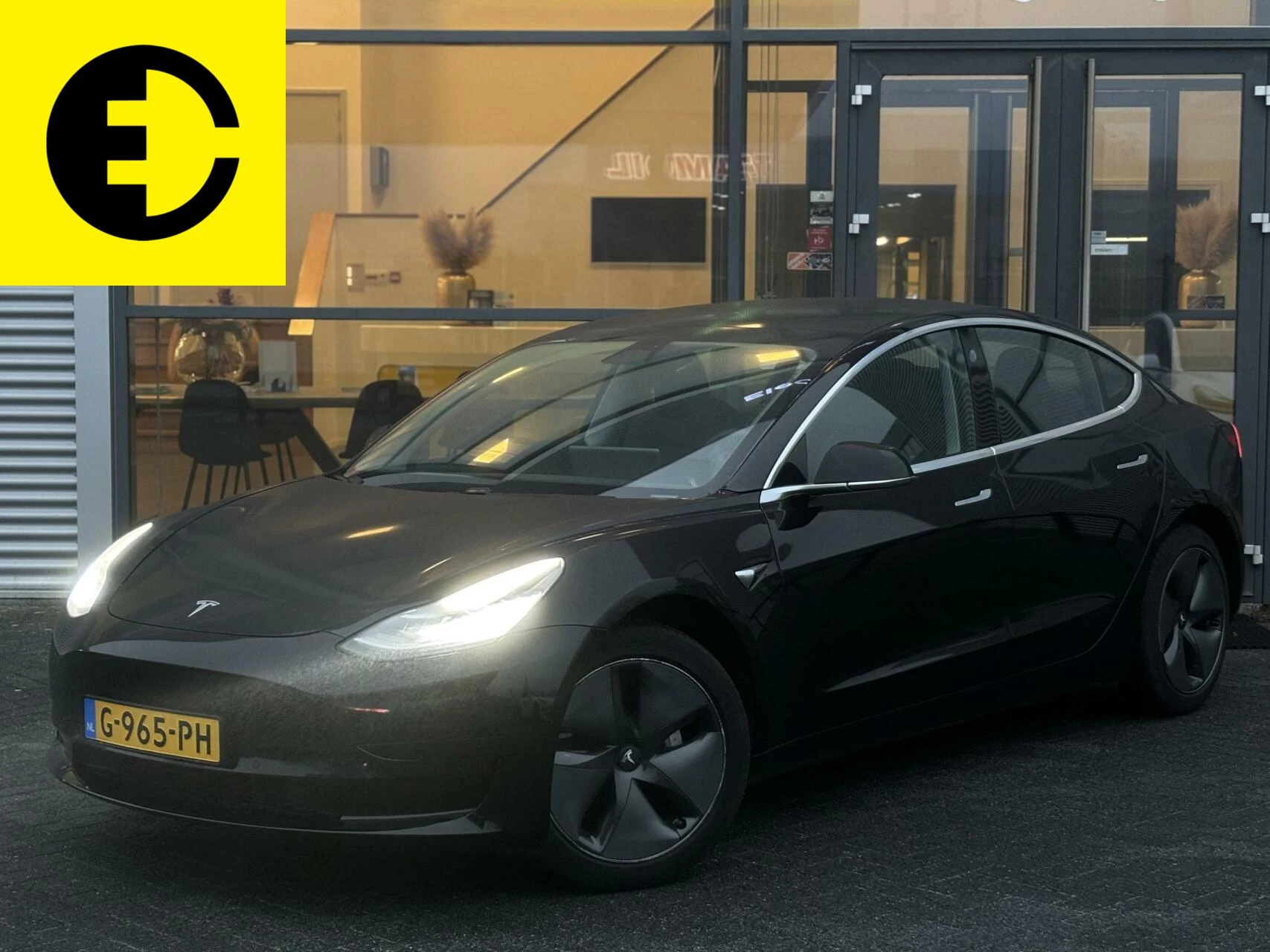 Hoofdafbeelding Tesla Model 3