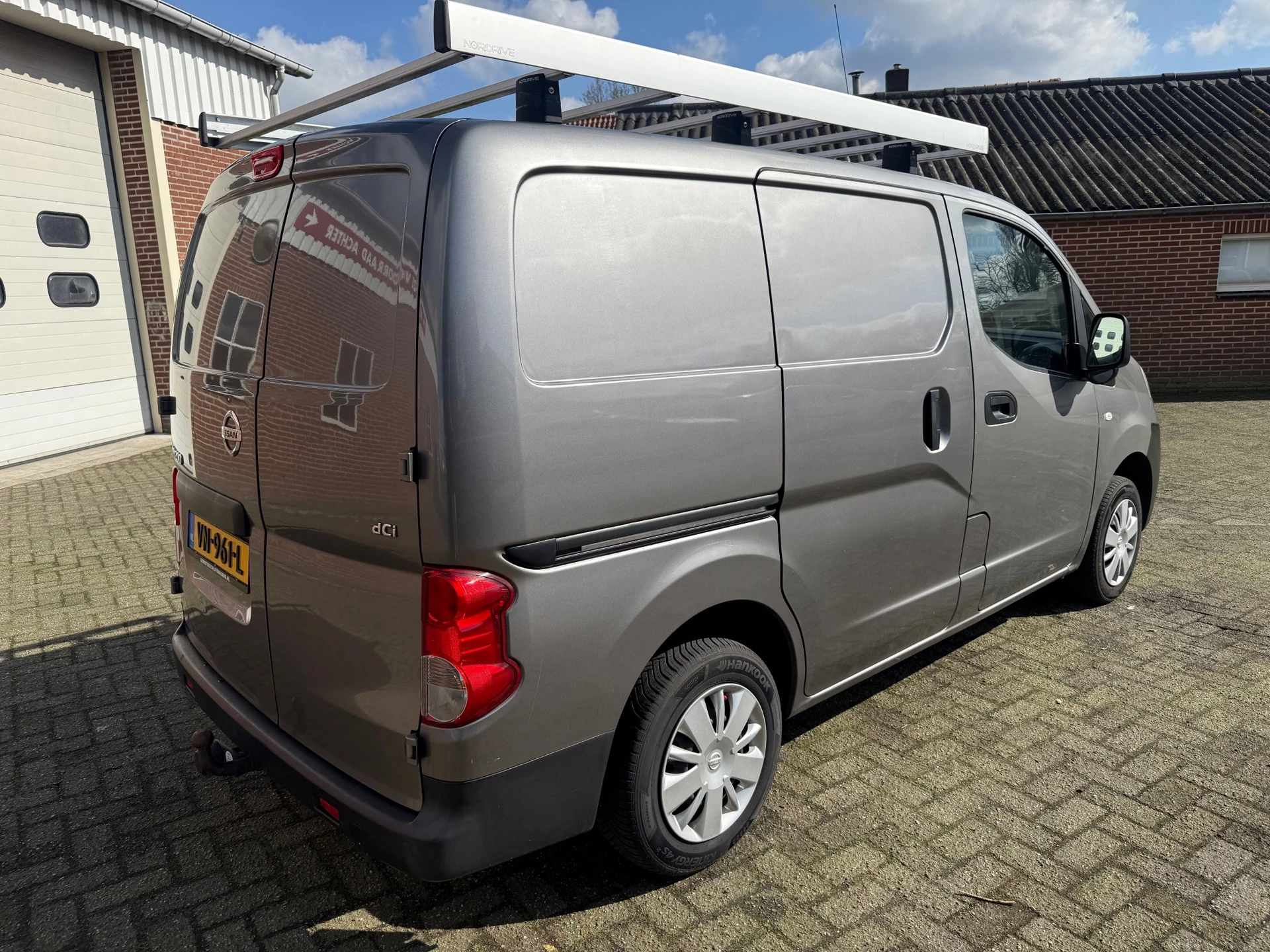 Hoofdafbeelding Nissan NV200