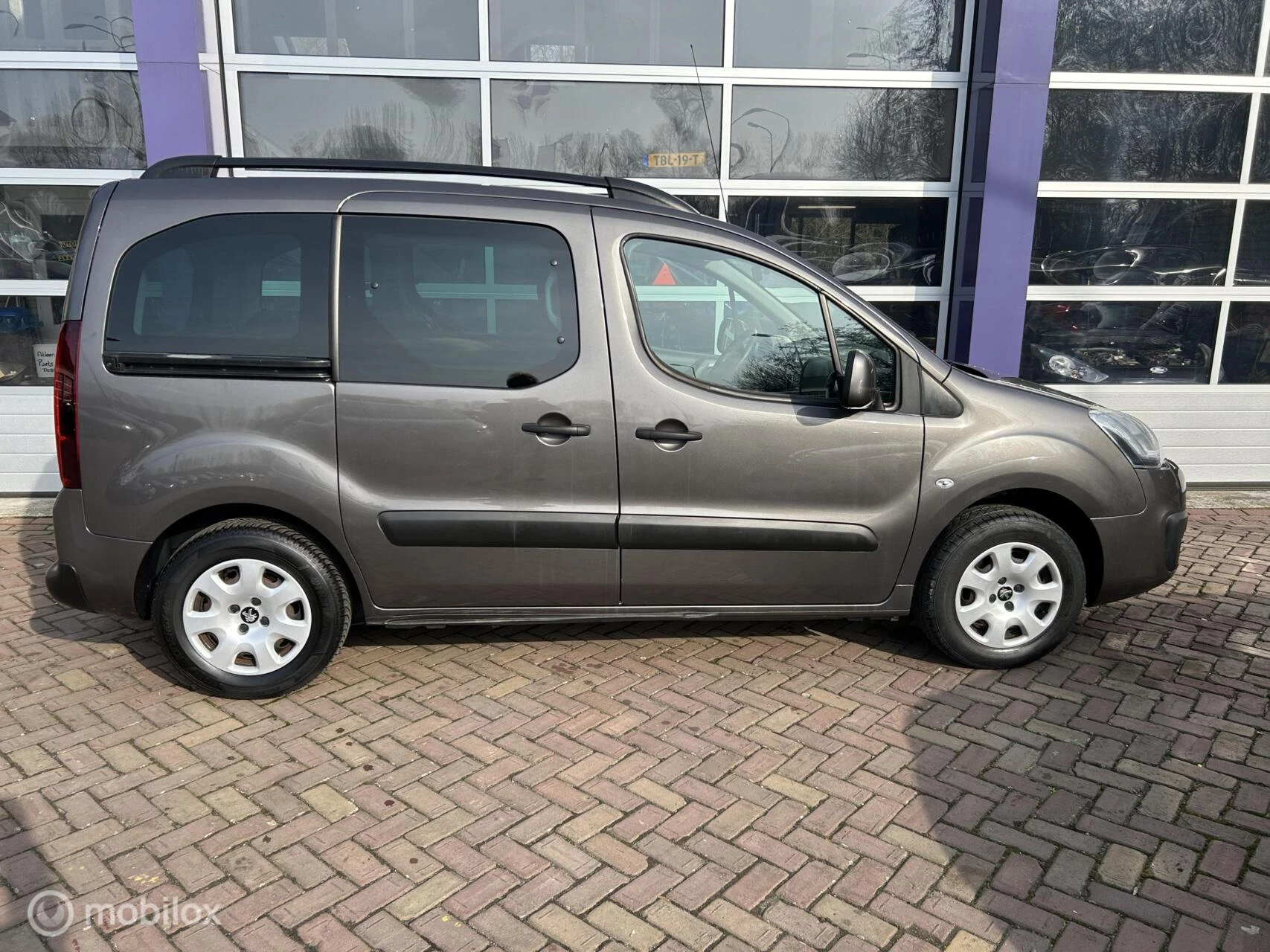 Hoofdafbeelding Peugeot Partner