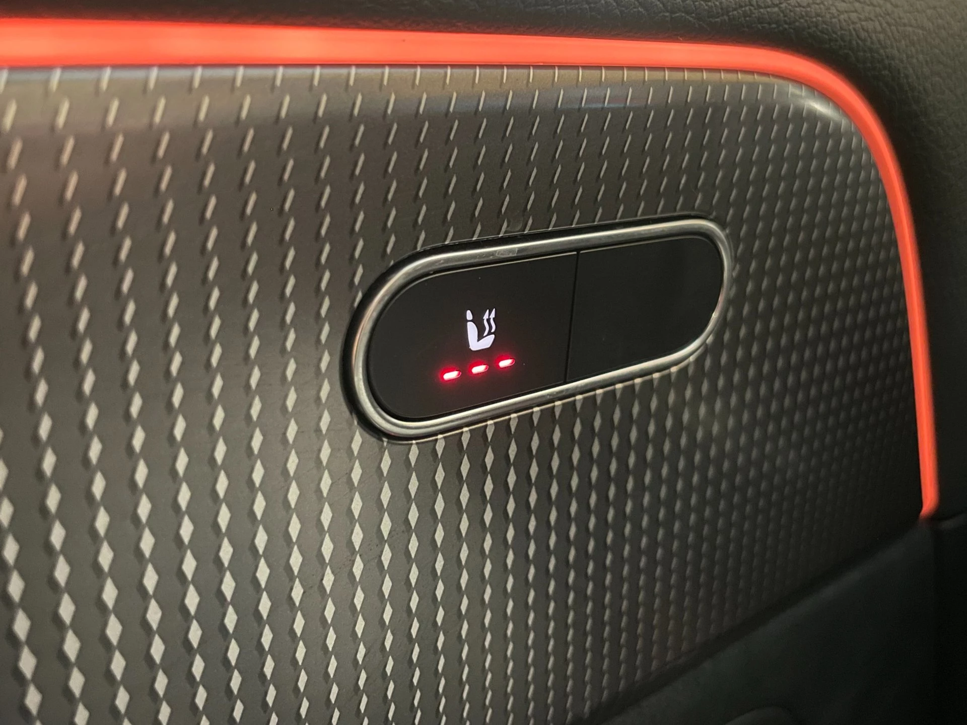 Hoofdafbeelding Mercedes-Benz EQA