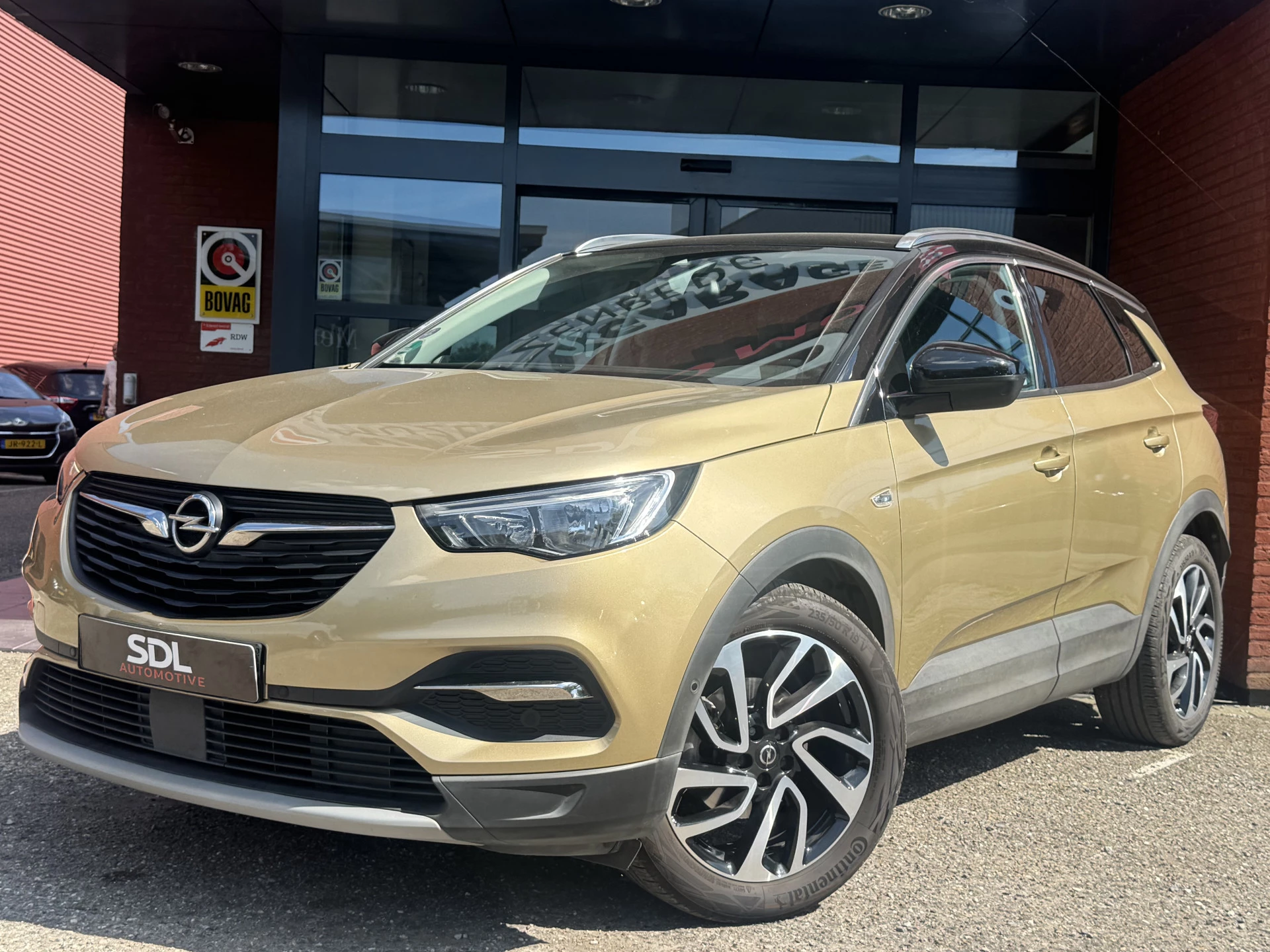 Hoofdafbeelding Opel Grandland X