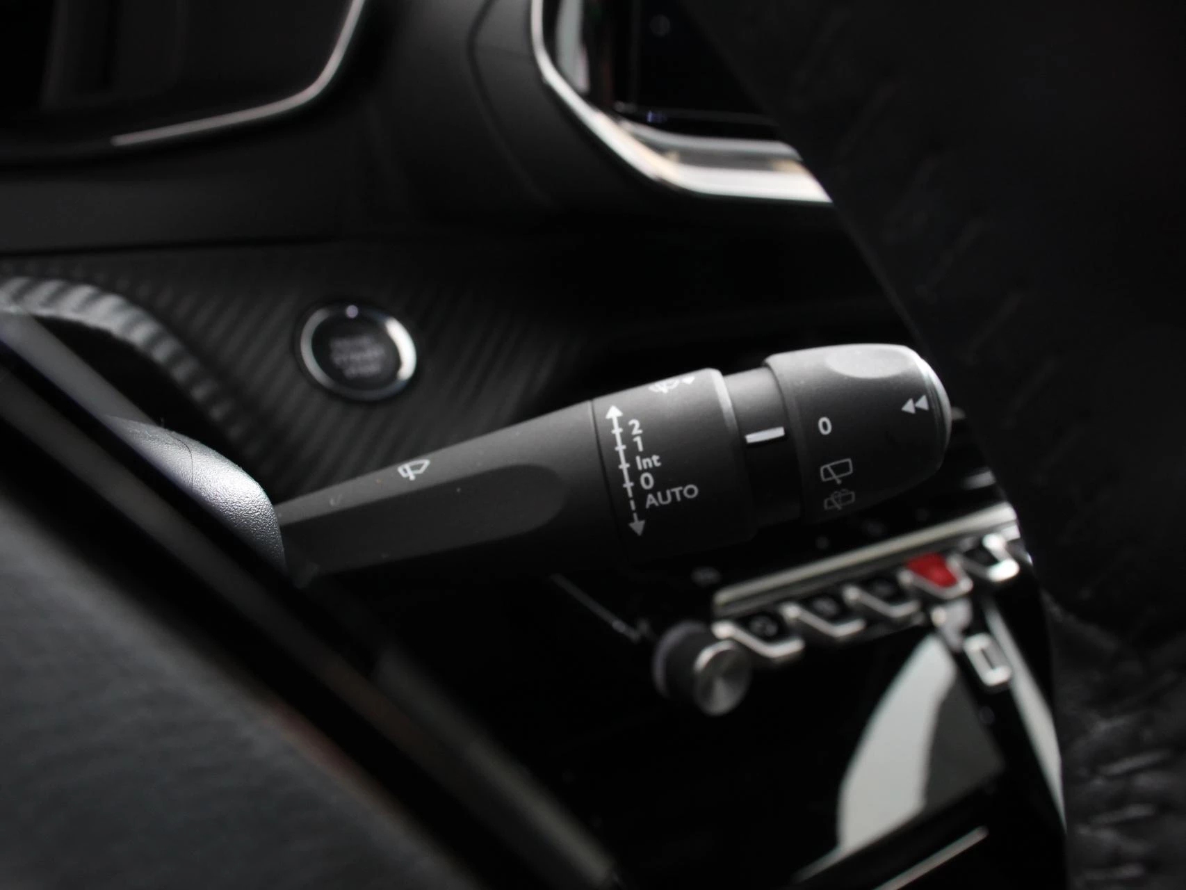 Hoofdafbeelding Peugeot e-2008