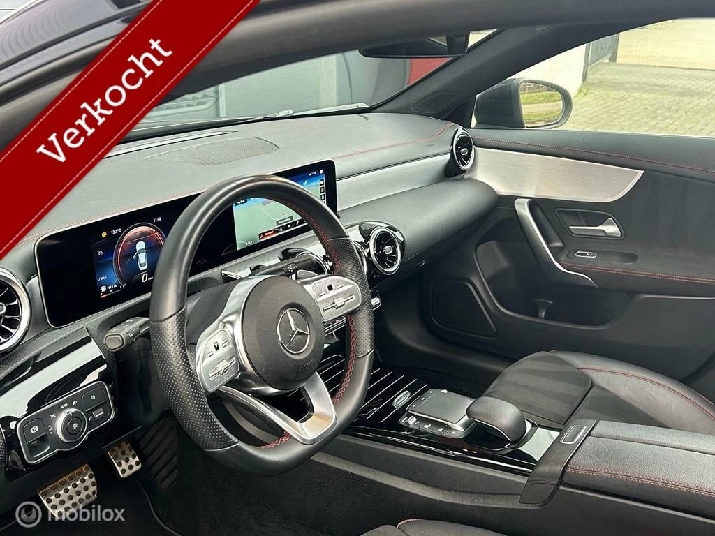 Hoofdafbeelding Mercedes-Benz CLA