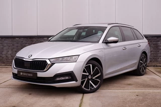 Hoofdafbeelding Škoda Octavia Škoda Octavia Combi 1.4 TSI iV PHEV Business Edition | Pano | Navi | LED | Camera | Carplay