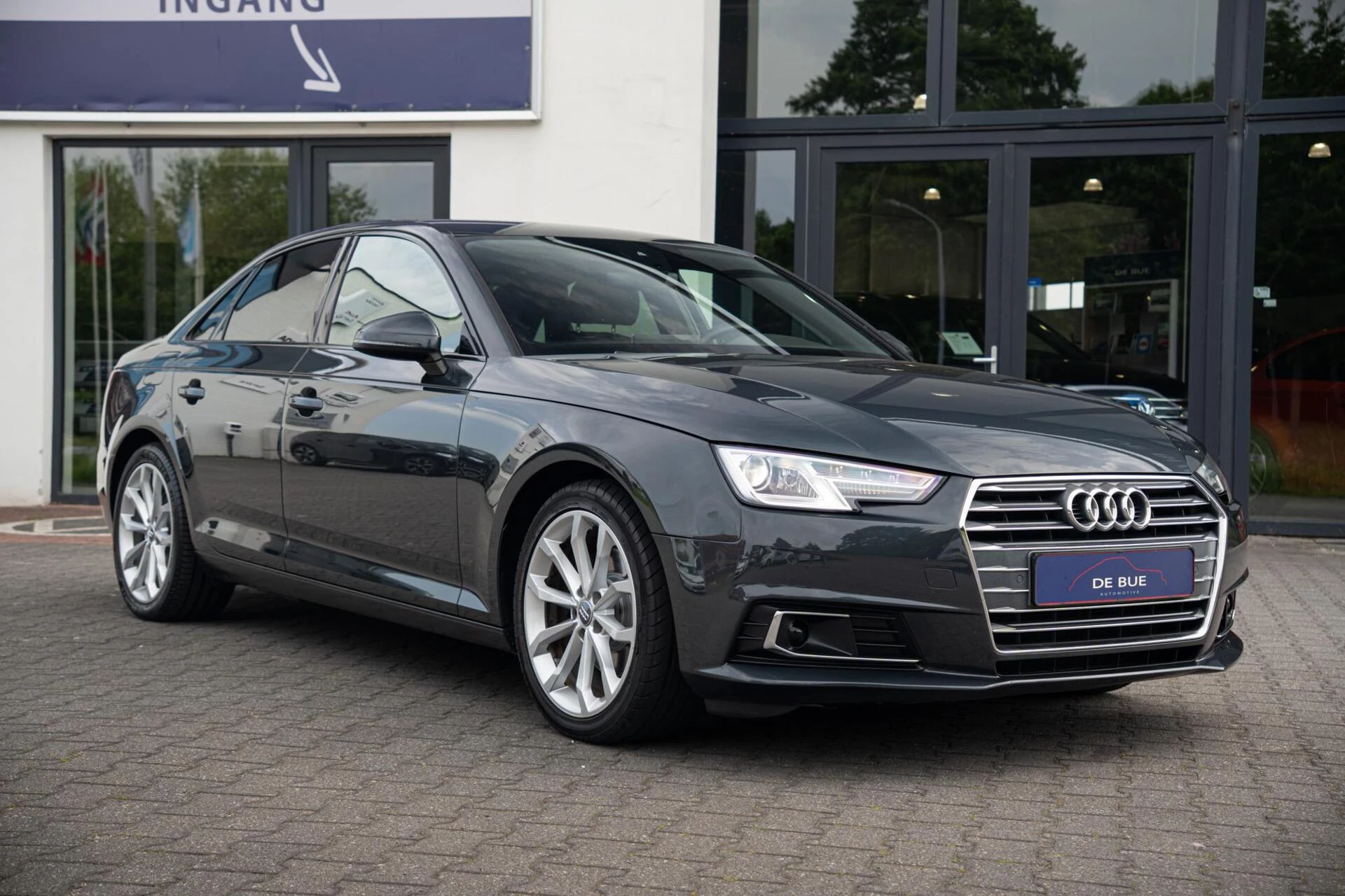 Hoofdafbeelding Audi A4