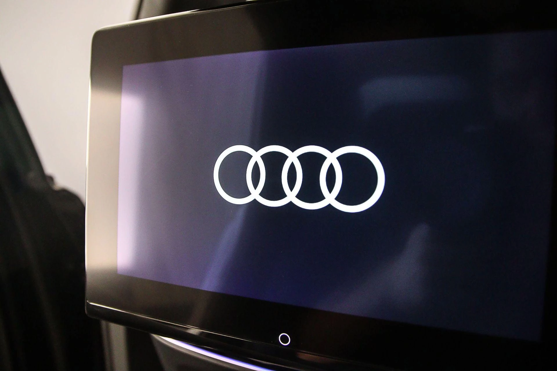 Hoofdafbeelding Audi A8