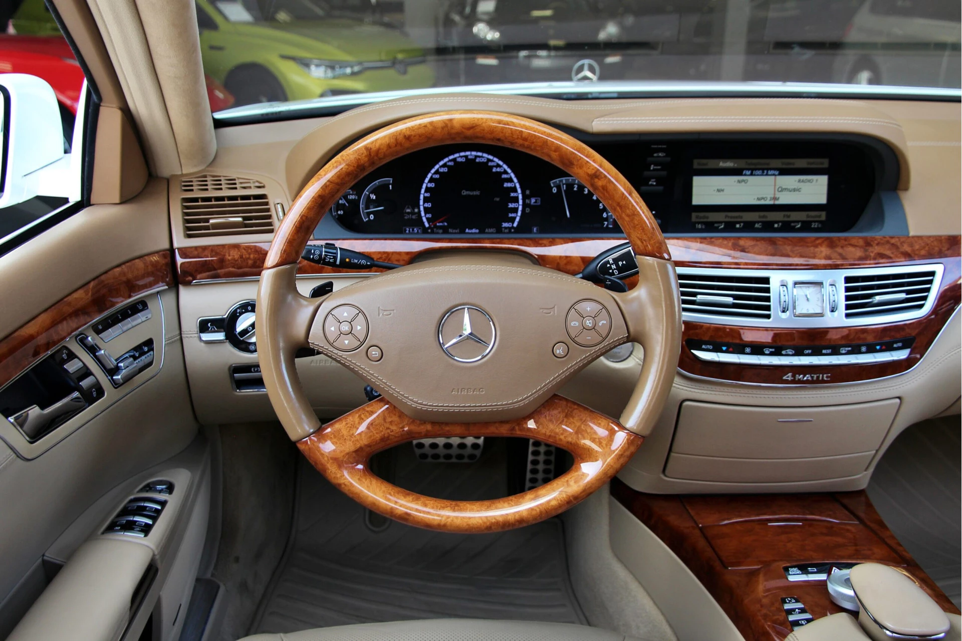 Hoofdafbeelding Mercedes-Benz S-Klasse