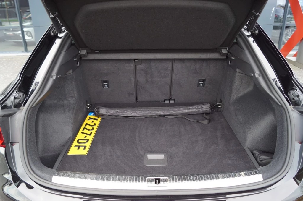 Hoofdafbeelding Audi RSQ3