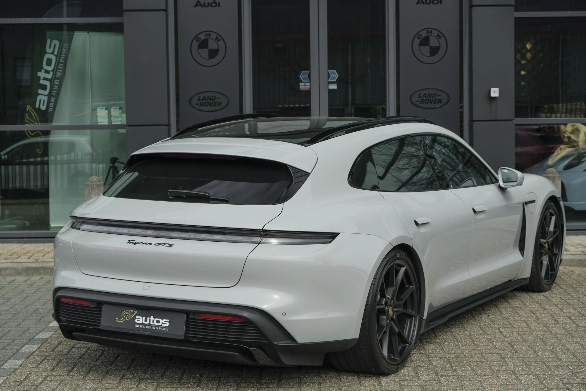 Hoofdafbeelding Porsche Taycan