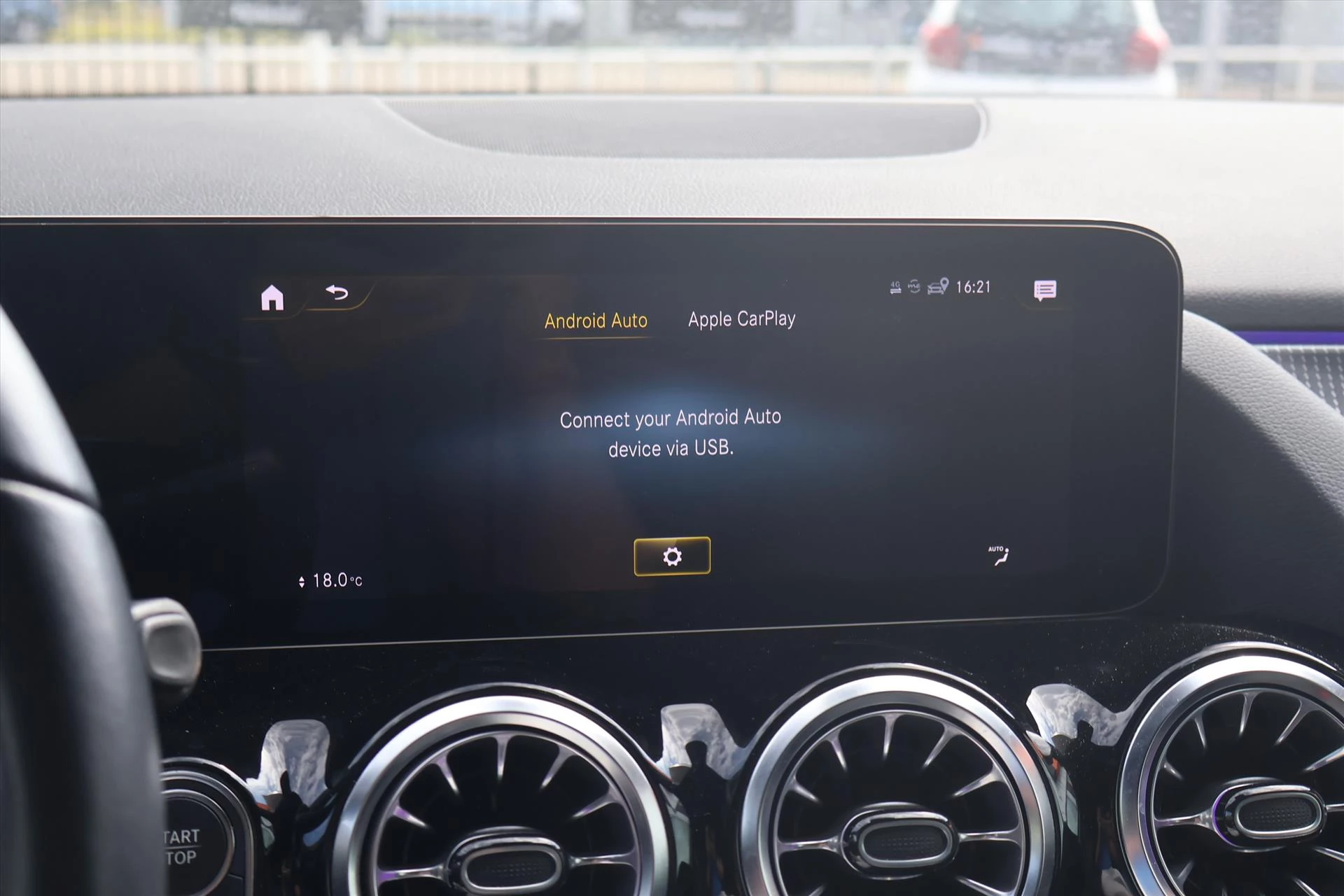 Hoofdafbeelding Mercedes-Benz EQA