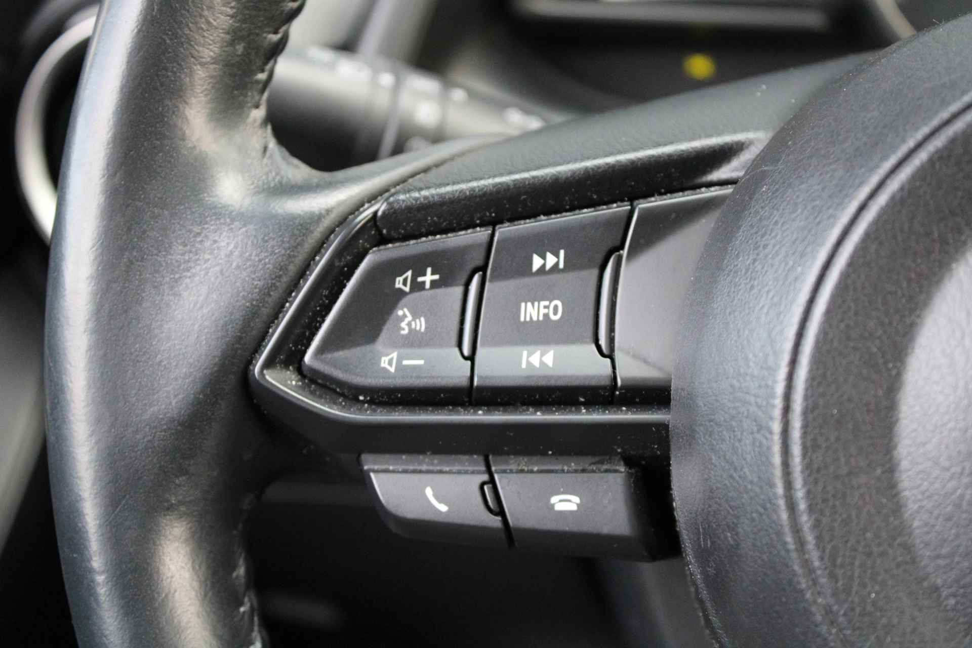 Hoofdafbeelding Mazda 2