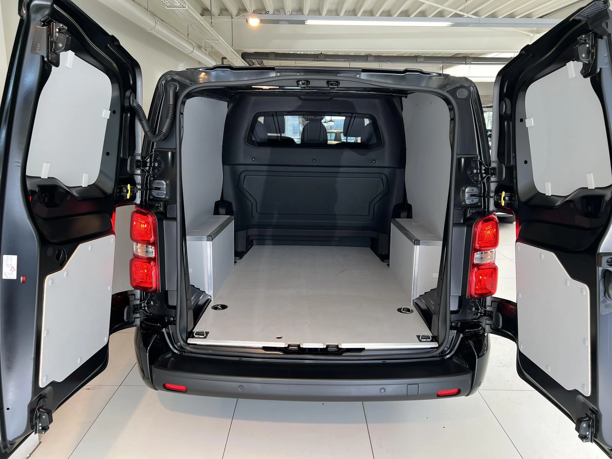 Hoofdafbeelding Opel Vivaro-e