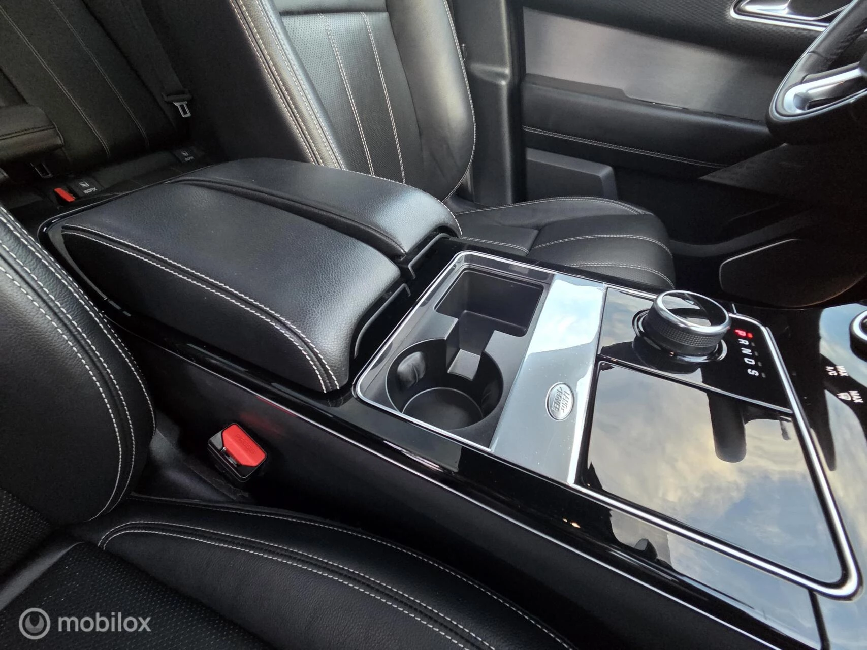 Hoofdafbeelding Land Rover Range Rover Velar