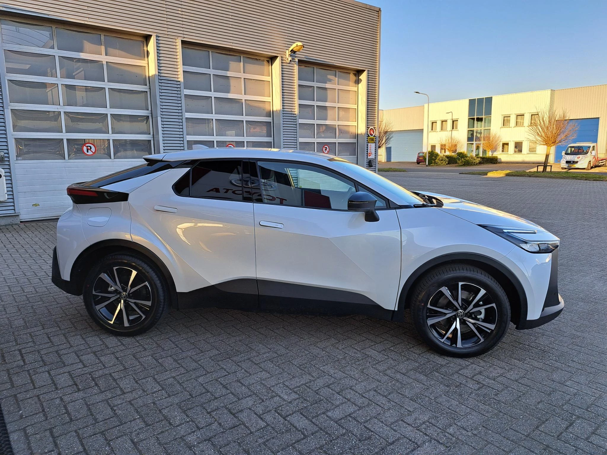 Hoofdafbeelding Toyota C-HR
