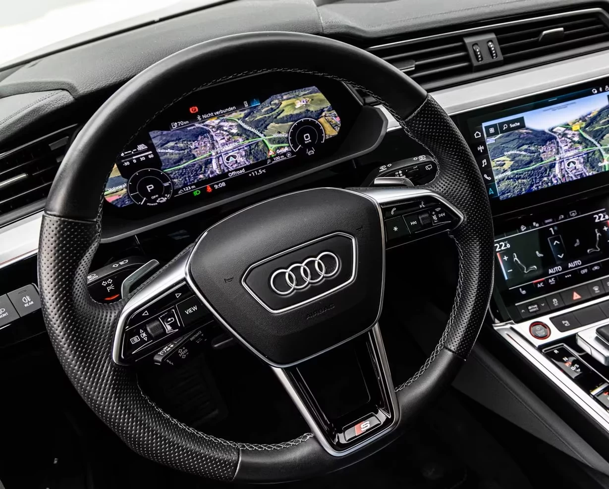 Hoofdafbeelding Audi e-tron