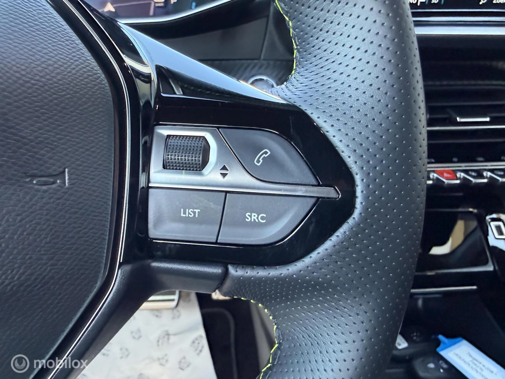 Hoofdafbeelding Peugeot e-208