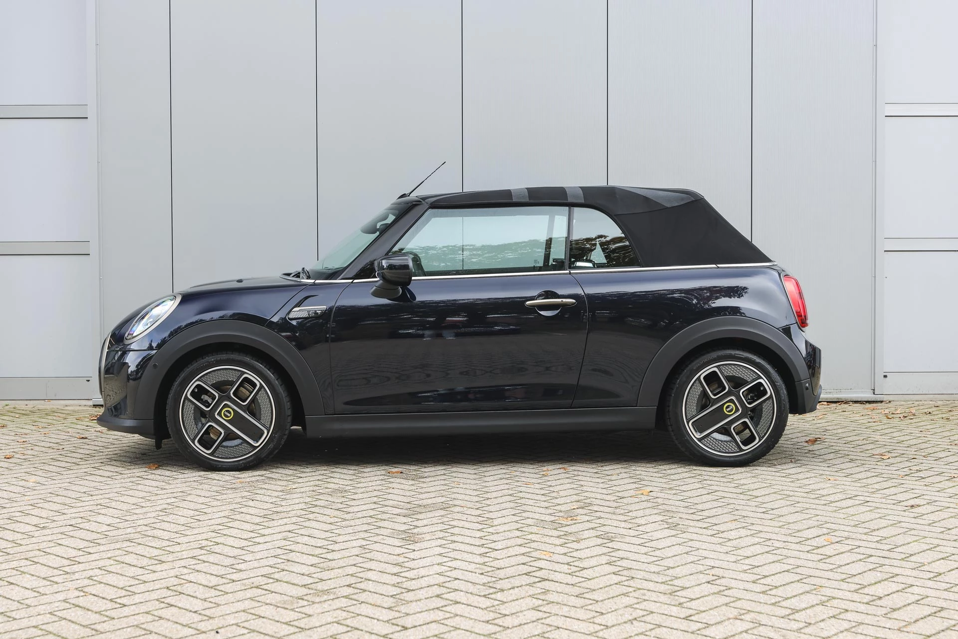 Hoofdafbeelding MINI Cabrio