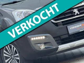 Peugeot Partner Tepee 1.2 PureTech 110pk Outdoor | Gris Shark | GripControl/Nav/Camera/Clima