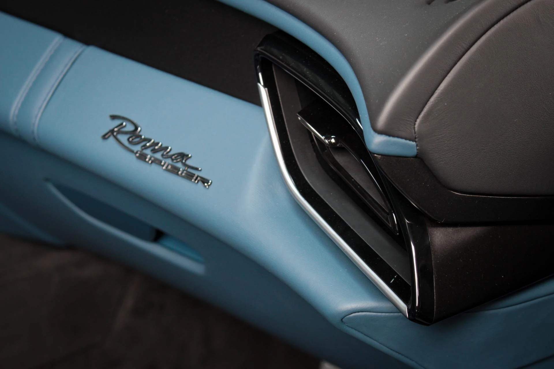 Hoofdafbeelding Ferrari Roma