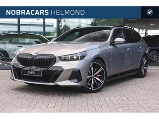 BMW 5 Serie Touring 530e High Executive M Sport Automaat / Panoramadak / Trekhaak / Adaptieve LED / Parking Assistant Plus / Stuurverwarming / Live Cockpit Professional