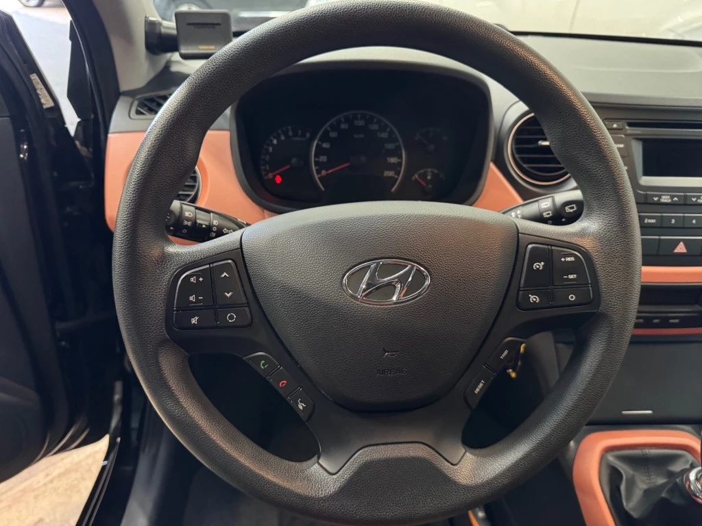 Hoofdafbeelding Hyundai i10