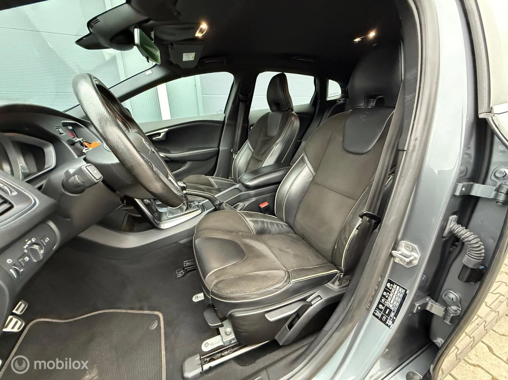 Hoofdafbeelding Volvo V40