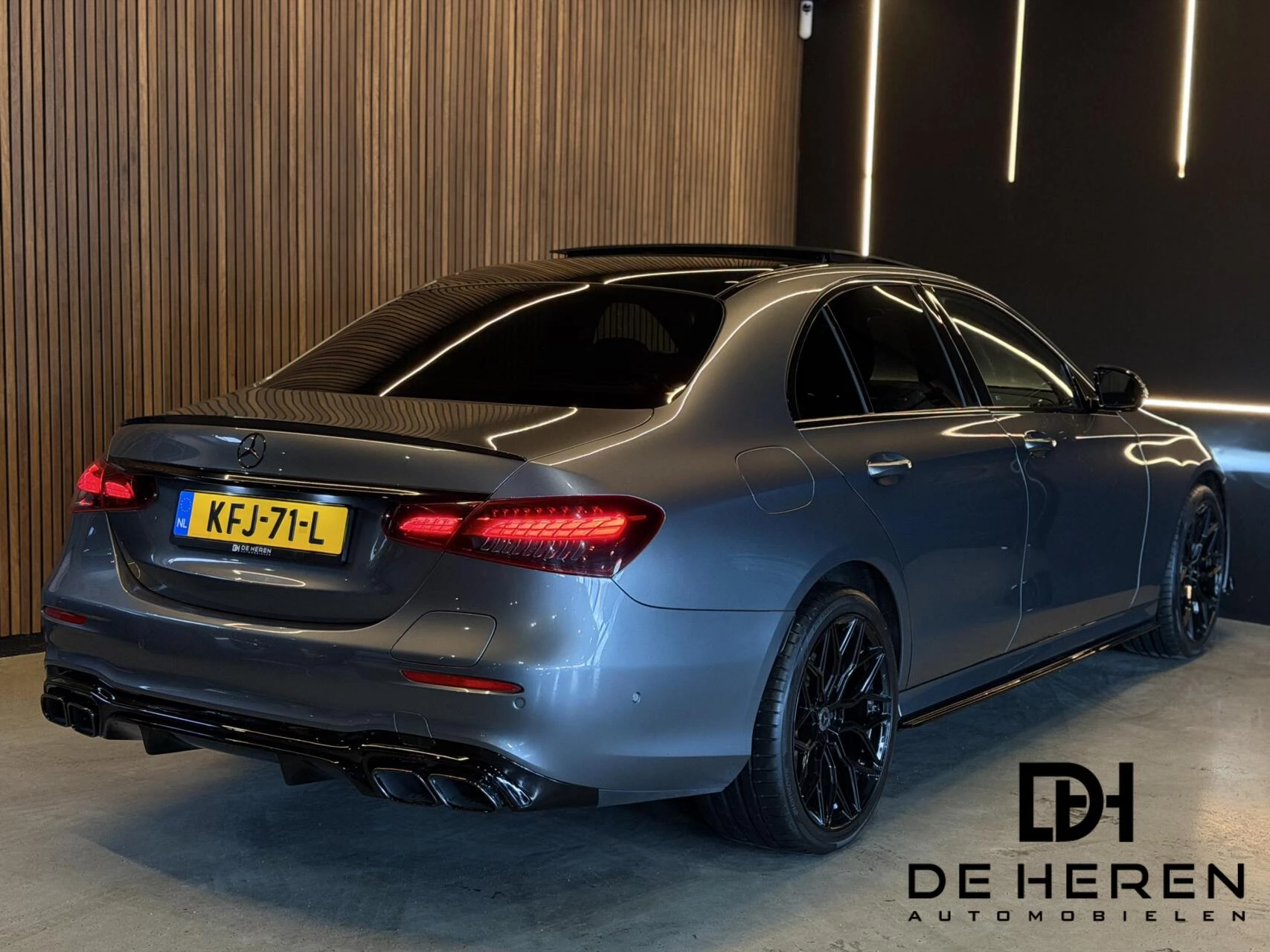 Hoofdafbeelding Mercedes-Benz E-Klasse