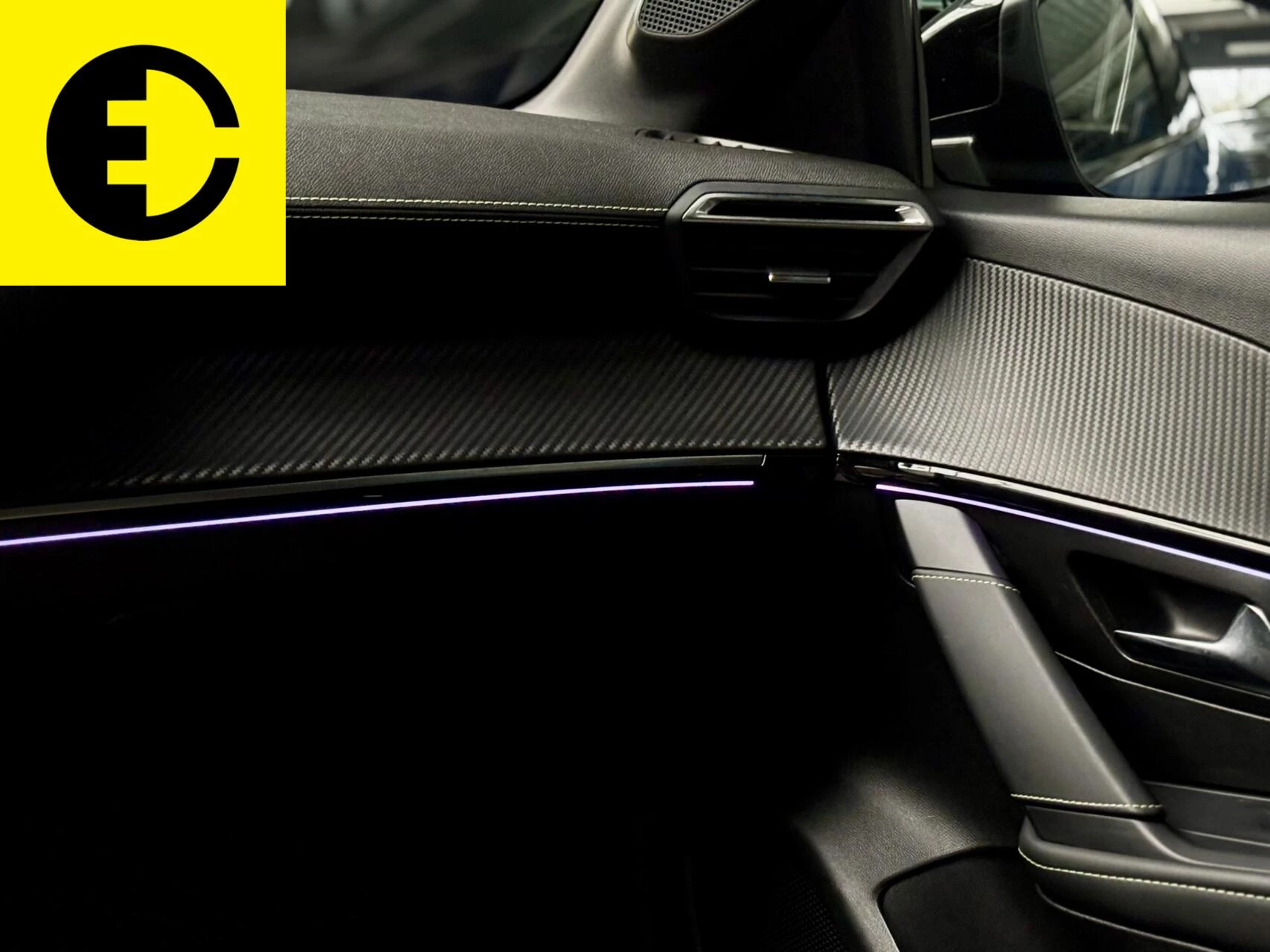 Hoofdafbeelding Peugeot e-208