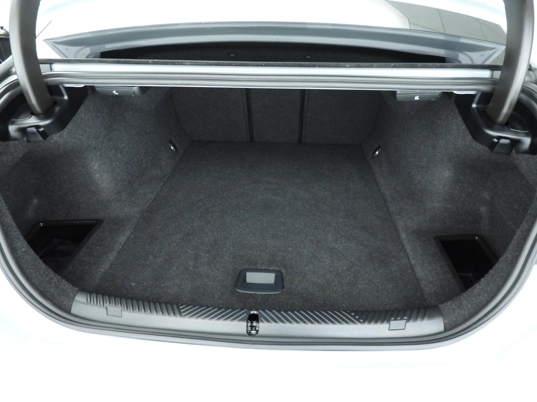 Hoofdafbeelding BMW i5