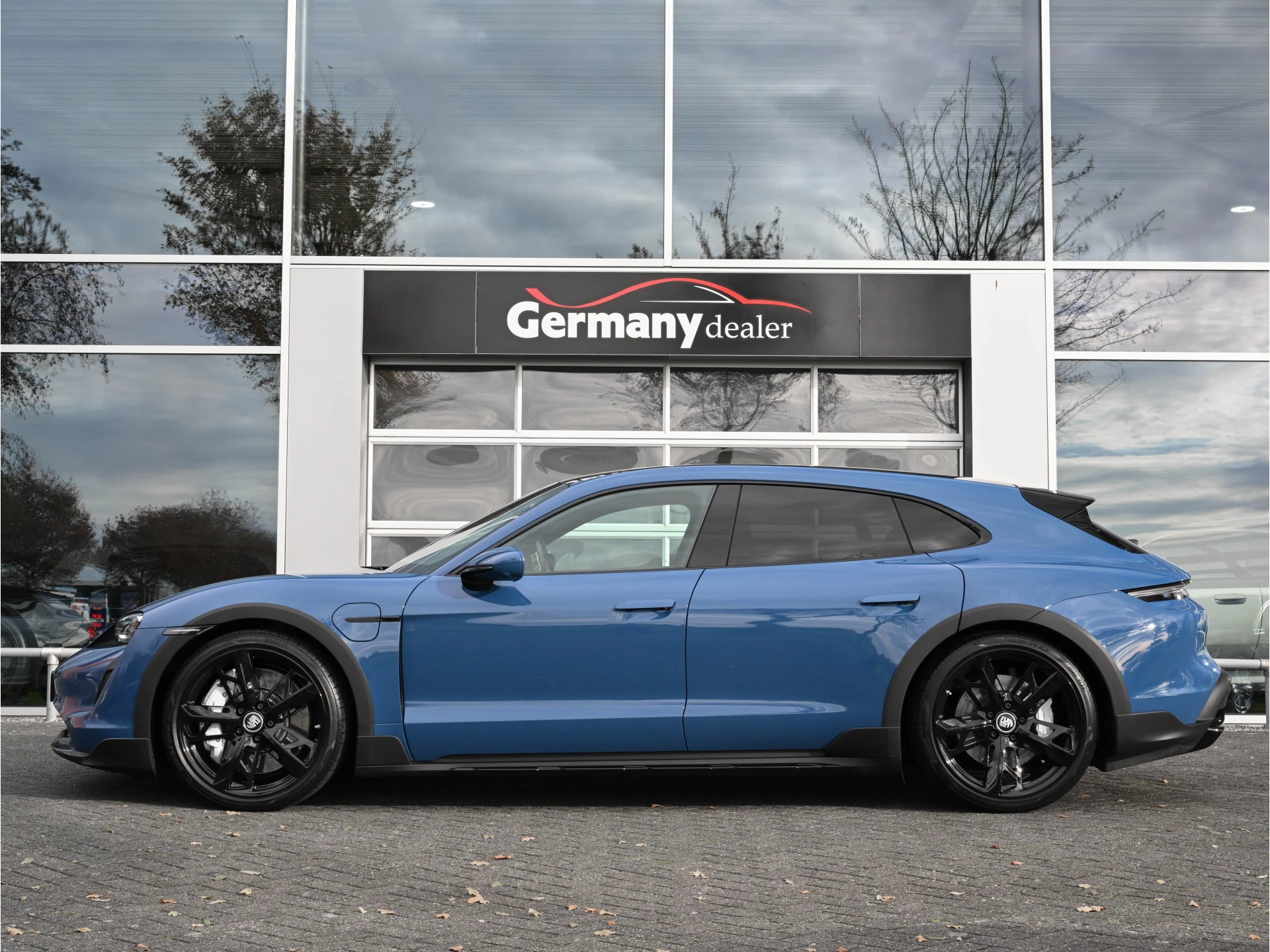 Hoofdafbeelding Porsche Taycan