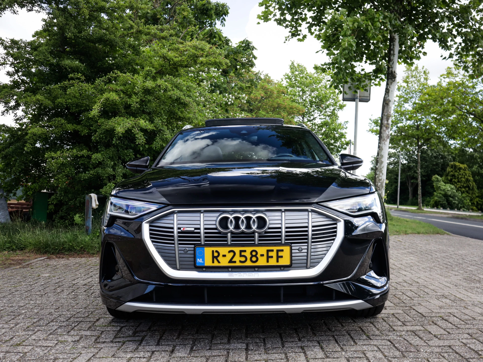Hoofdafbeelding Audi e-tron