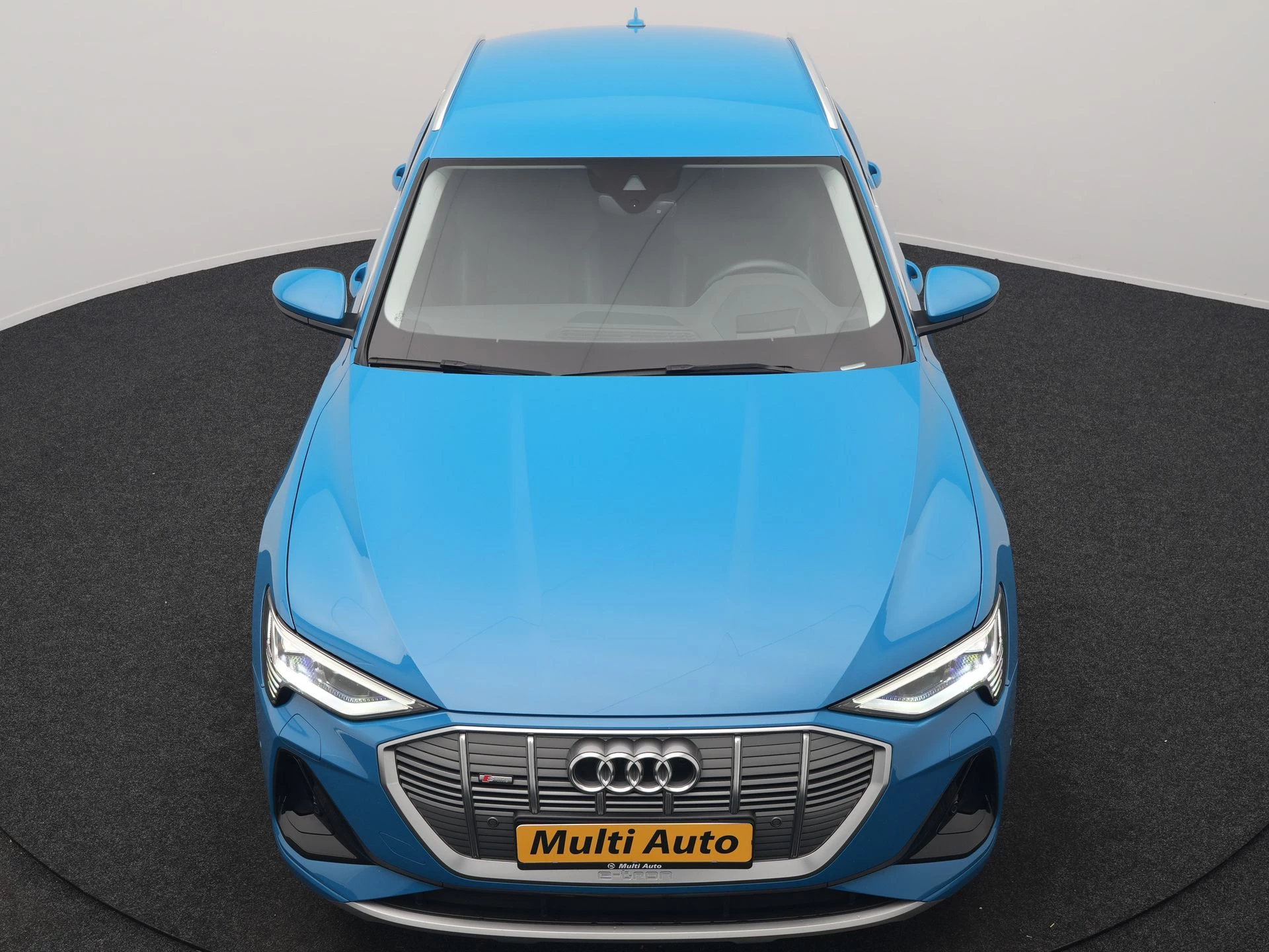 Hoofdafbeelding Audi e-tron
