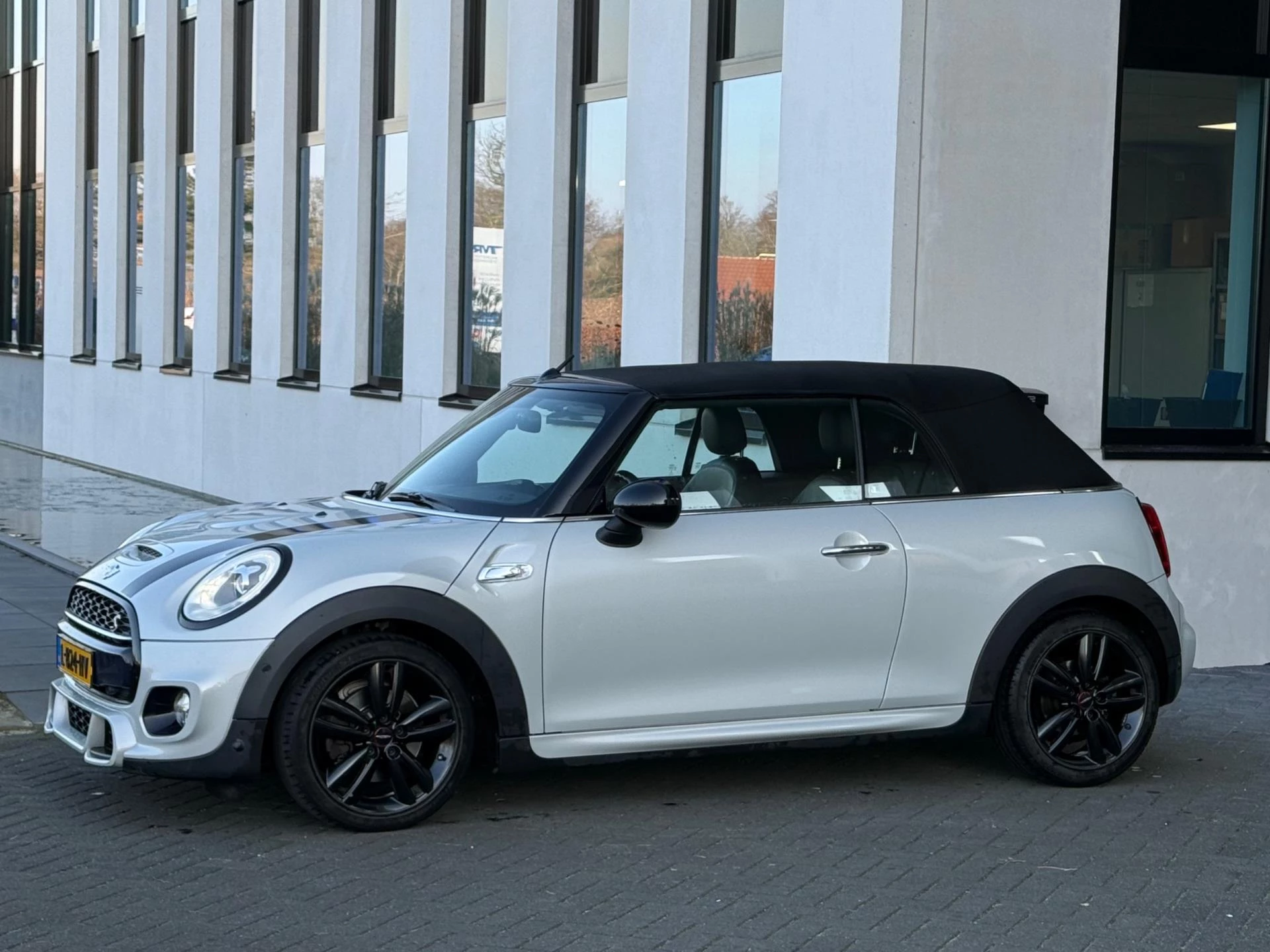 Hoofdafbeelding MINI Cooper S Cabrio