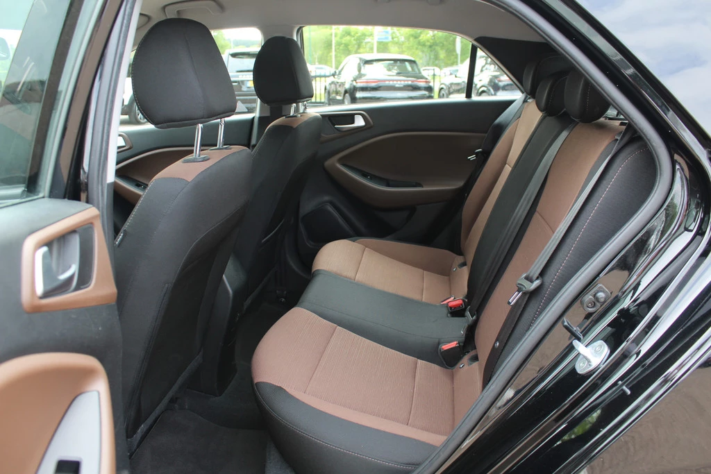 Hoofdafbeelding Hyundai i20