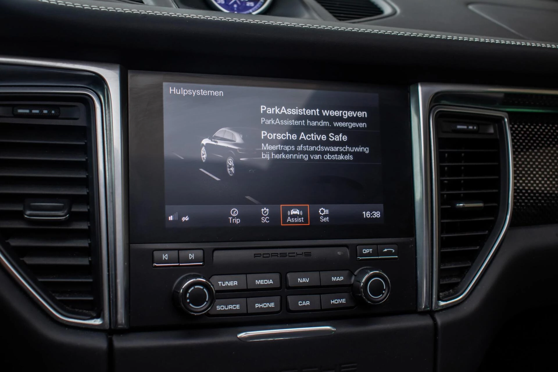 Hoofdafbeelding Porsche Macan
