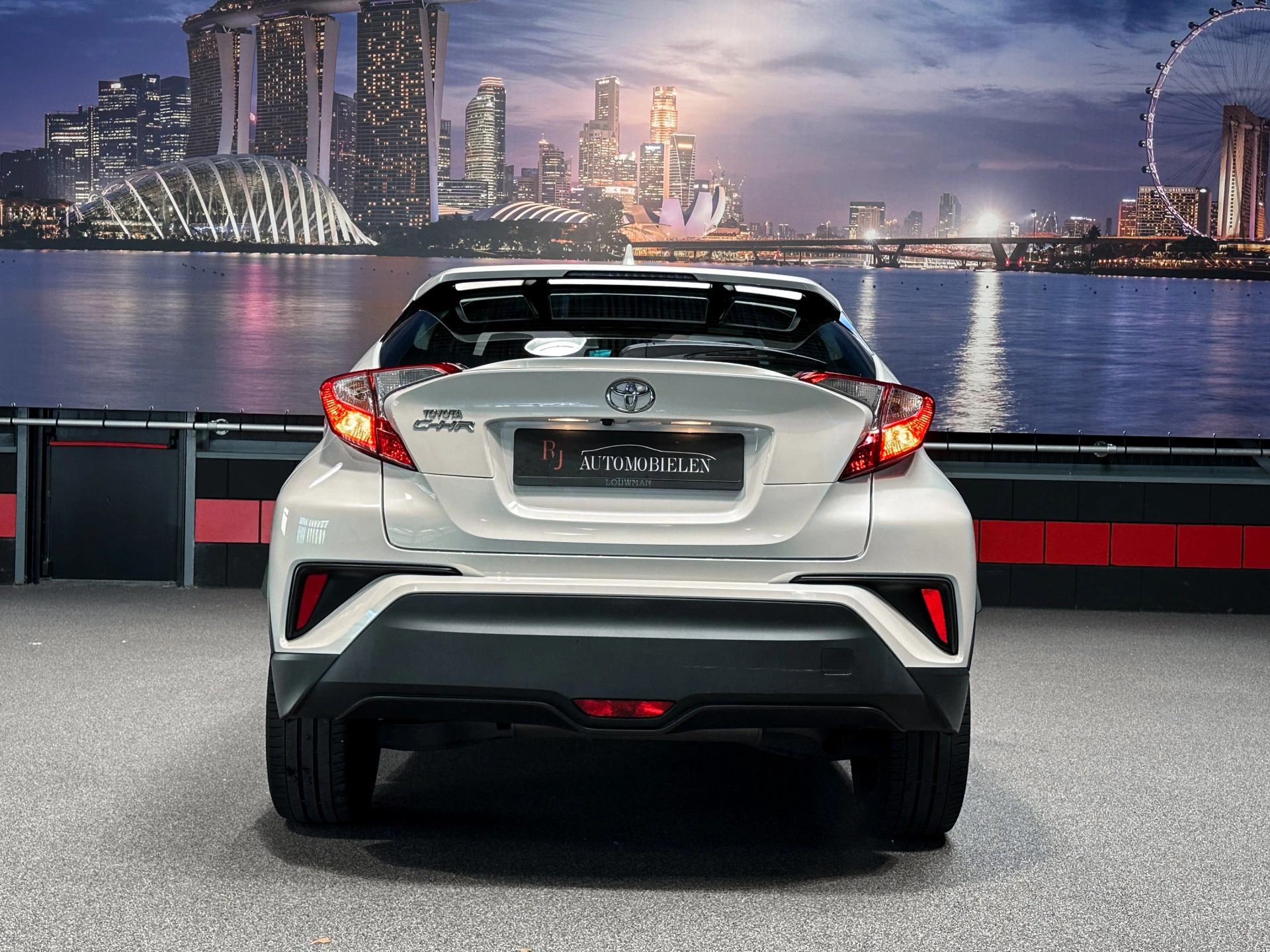 Hoofdafbeelding Toyota C-HR