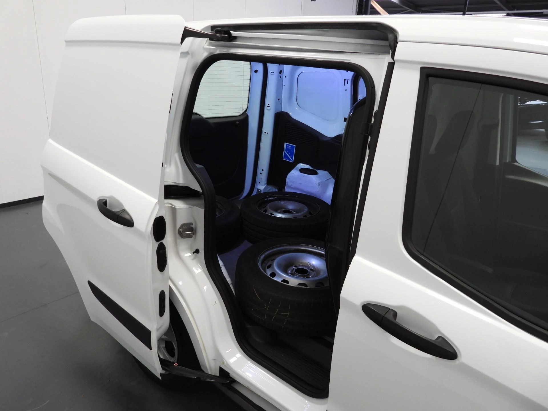 Hoofdafbeelding Ford Transit Courier