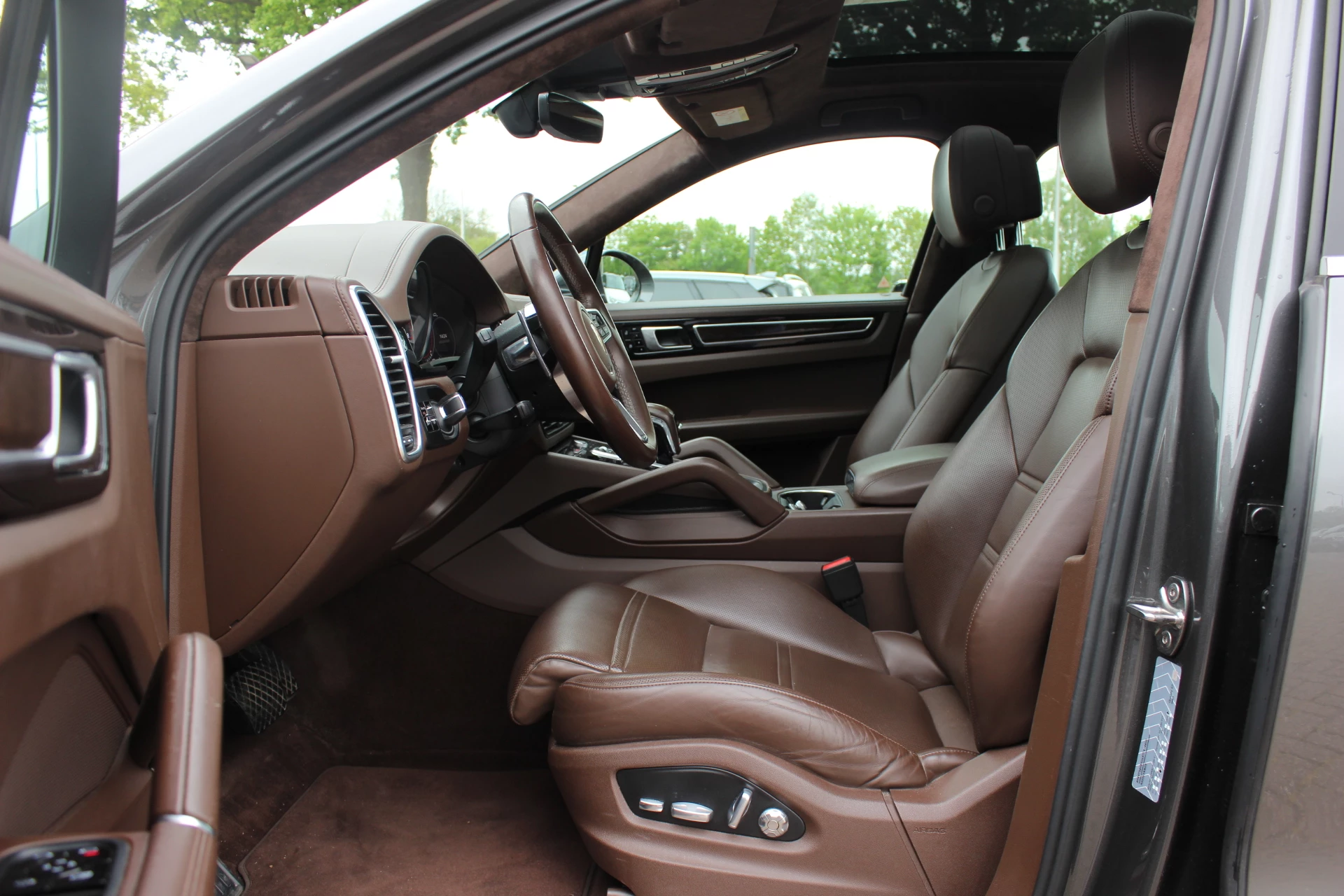 Hoofdafbeelding Porsche Cayenne