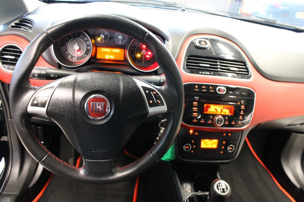 Hoofdafbeelding Fiat Punto
