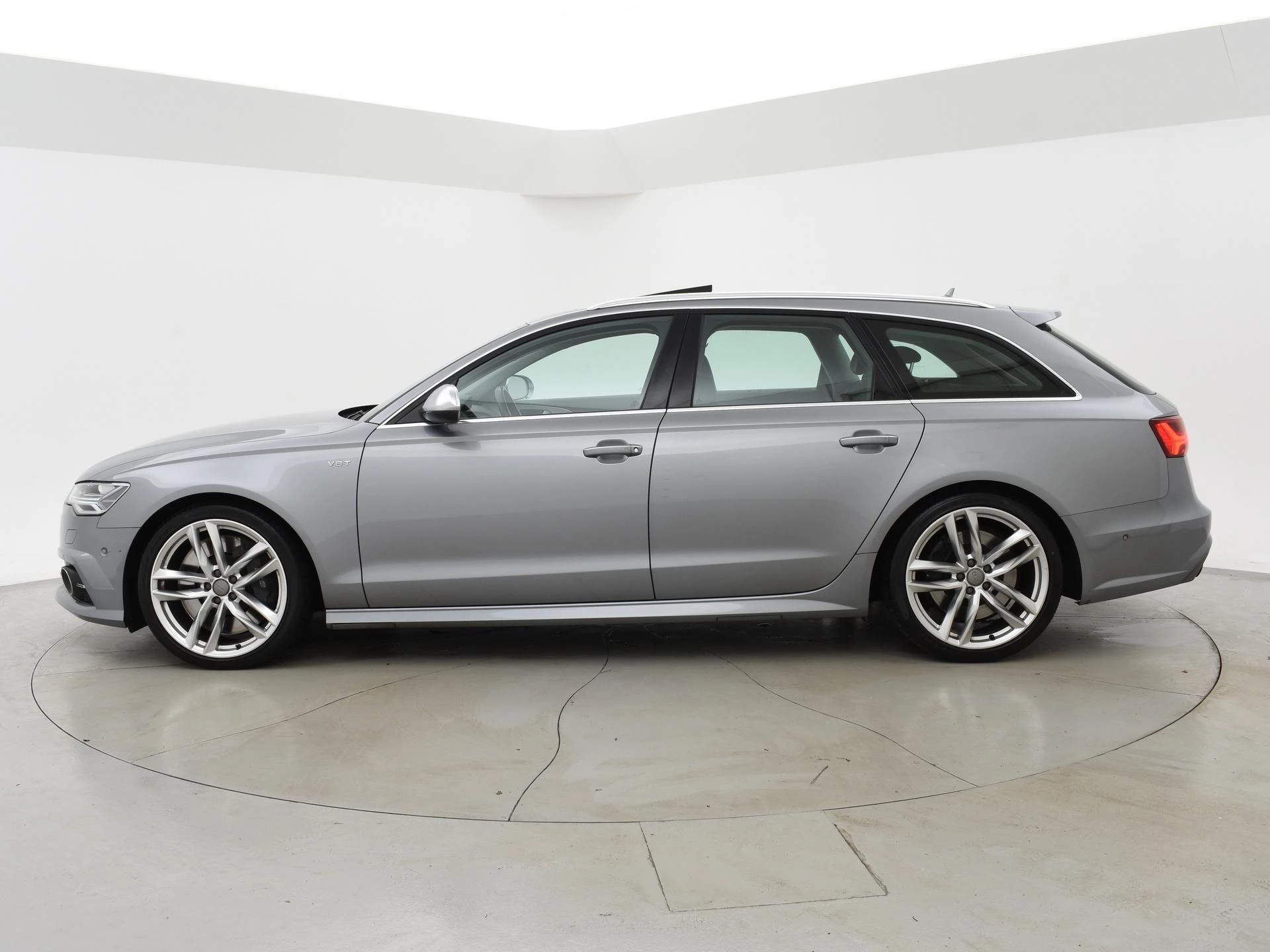 Hoofdafbeelding Audi S6