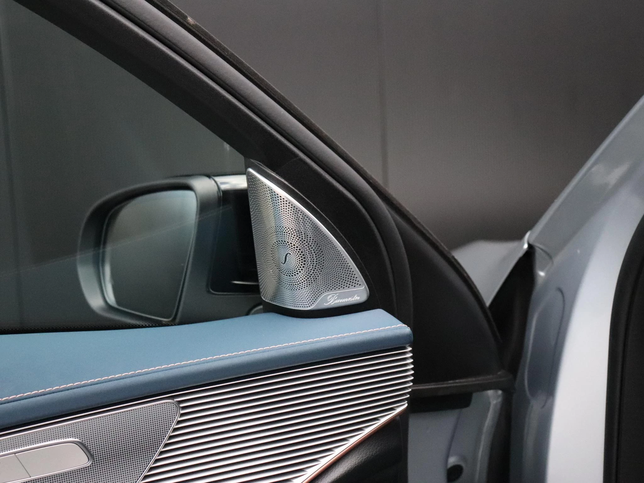 Hoofdafbeelding Mercedes-Benz EQC
