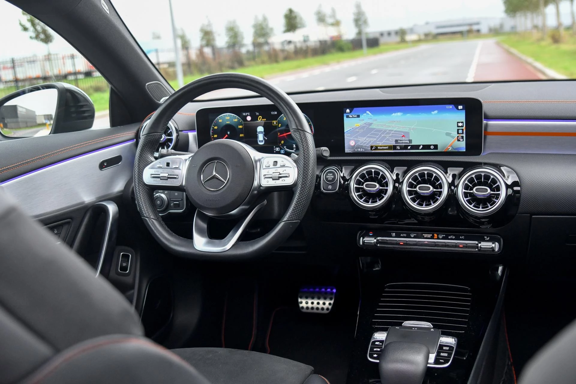 Hoofdafbeelding Mercedes-Benz CLA