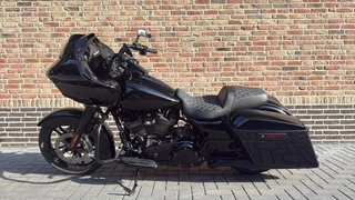 Hoofdafbeelding Harley-Davidson Road Glide Harley Davidson Road Glide FLTRX Black Out CVO Roadglide