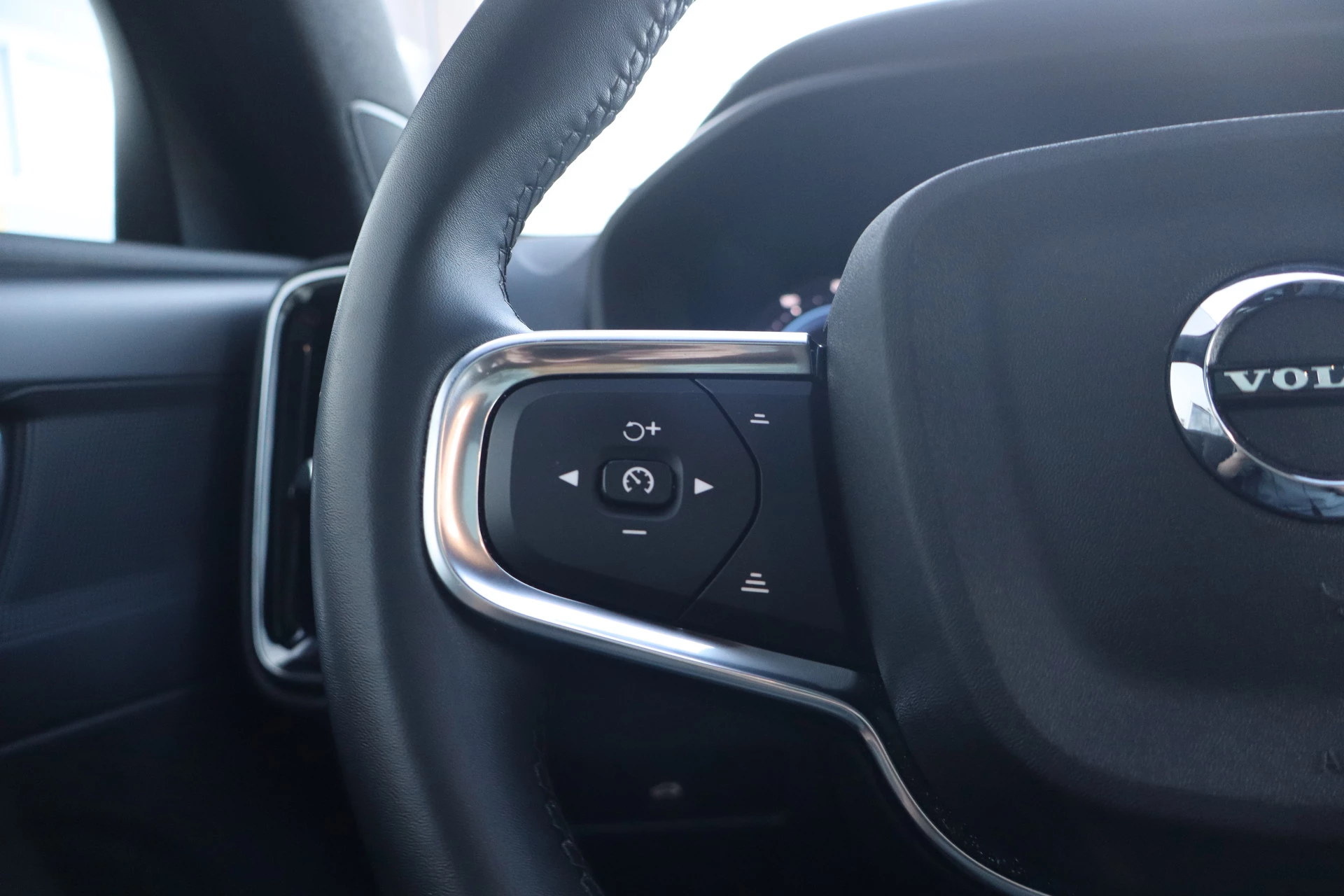 Hoofdafbeelding Volvo C40