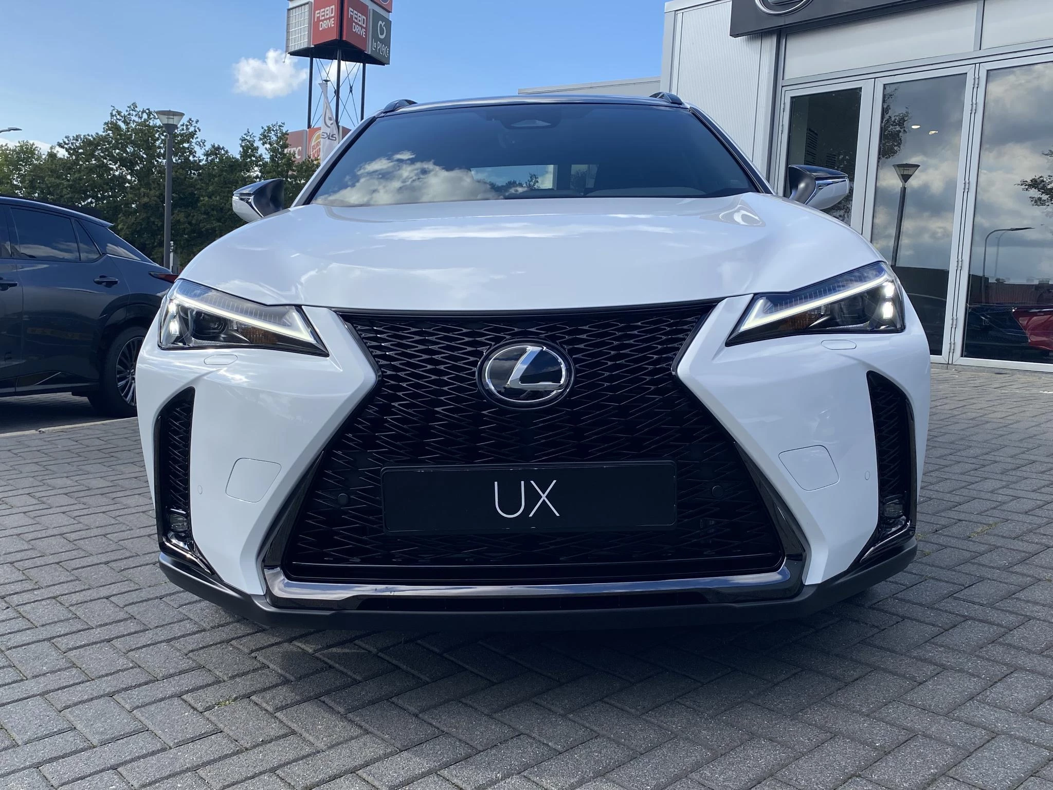 Hoofdafbeelding Lexus UX