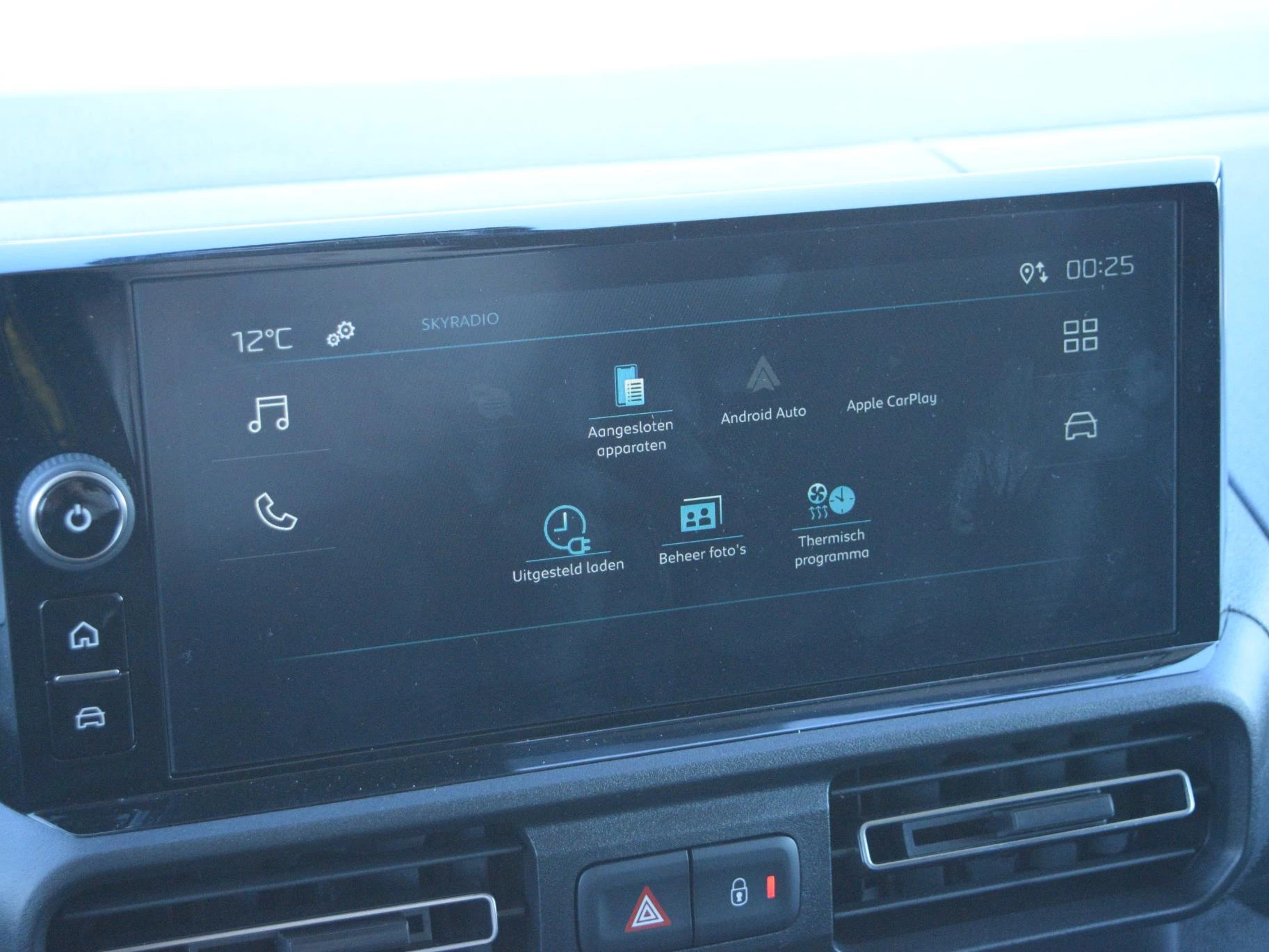 Hoofdafbeelding Peugeot e-Partner