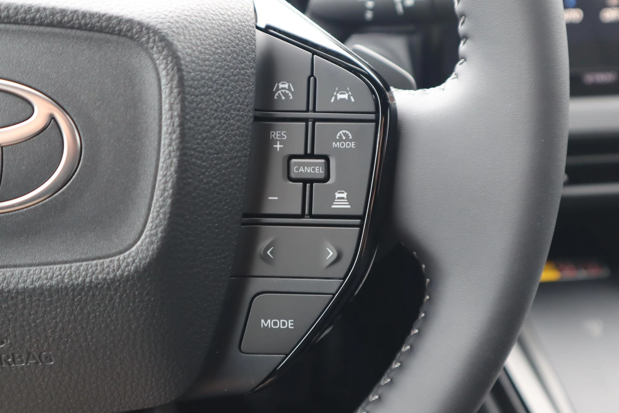 Hoofdafbeelding Toyota C-HR+