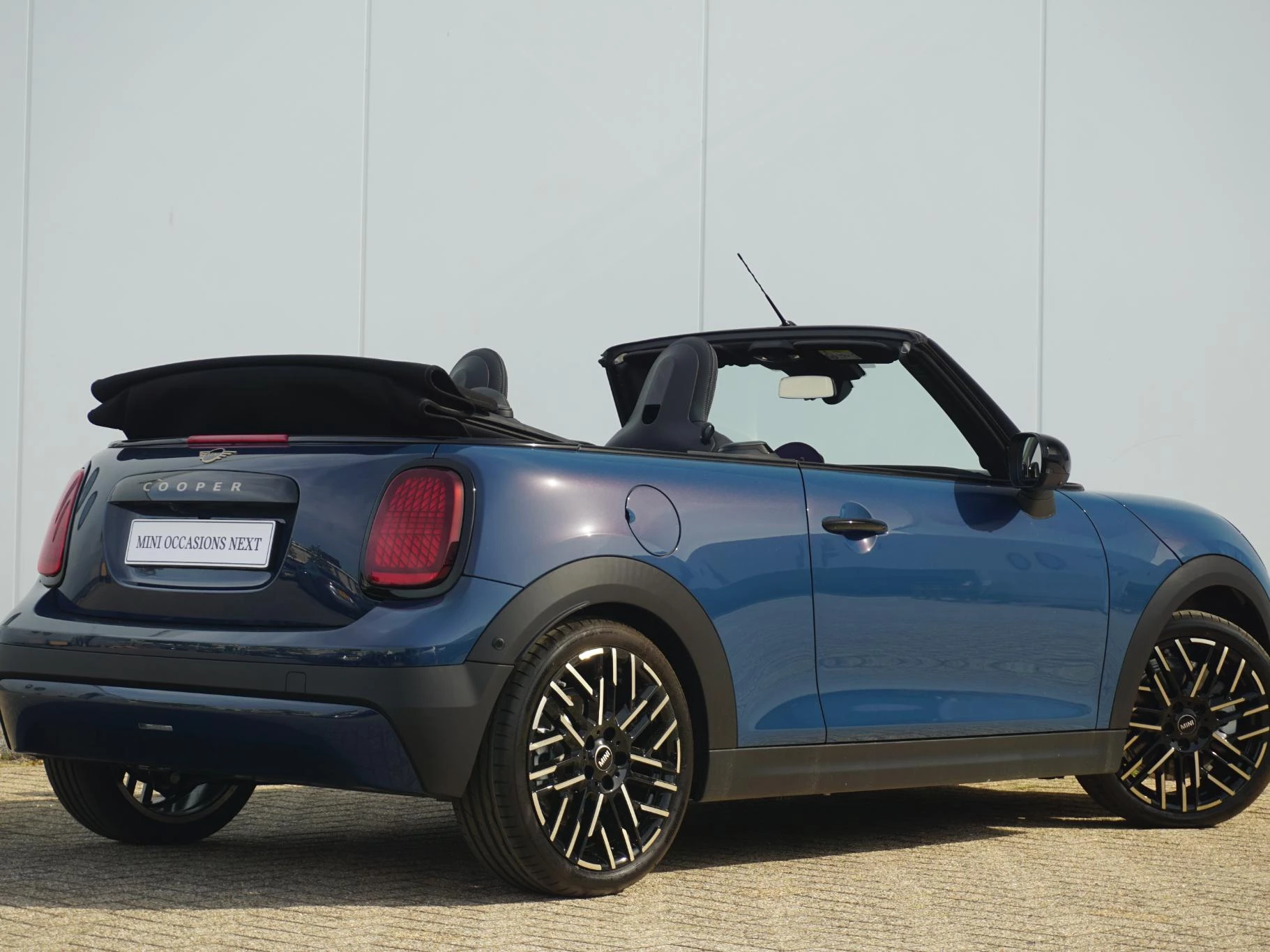 Hoofdafbeelding MINI Cooper Cabrio