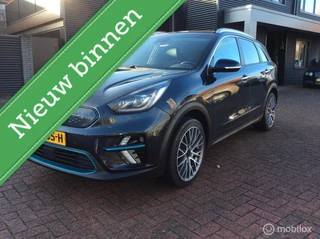 Kia e-Niro ExecutiveLine 64 kWh Leder Camera Stoel koel en verw